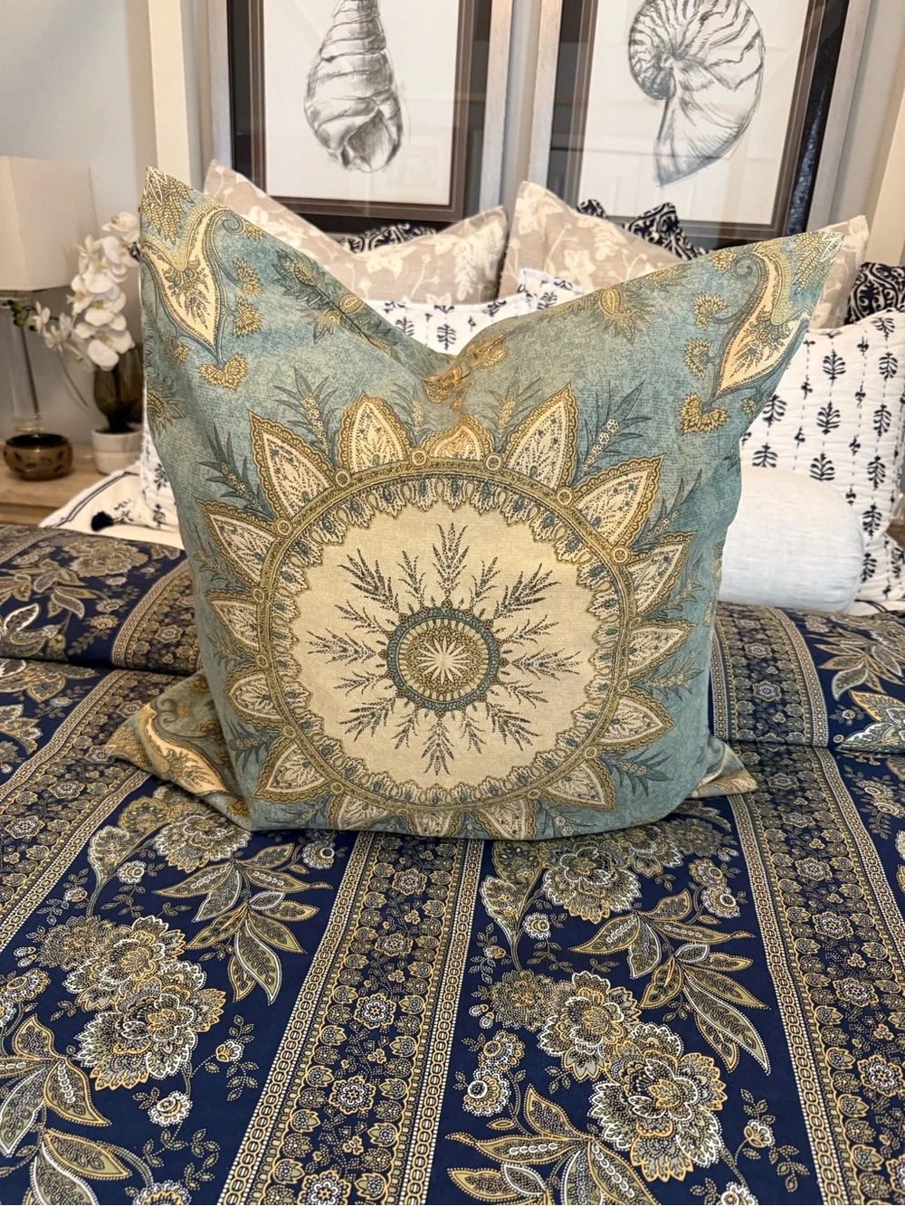 Pottery barn Decorative Medallion Throw Pillow cover